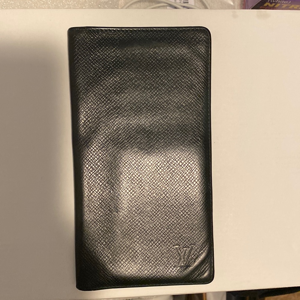 Louis Vuitton Tiaga credit card checkbook wallet green